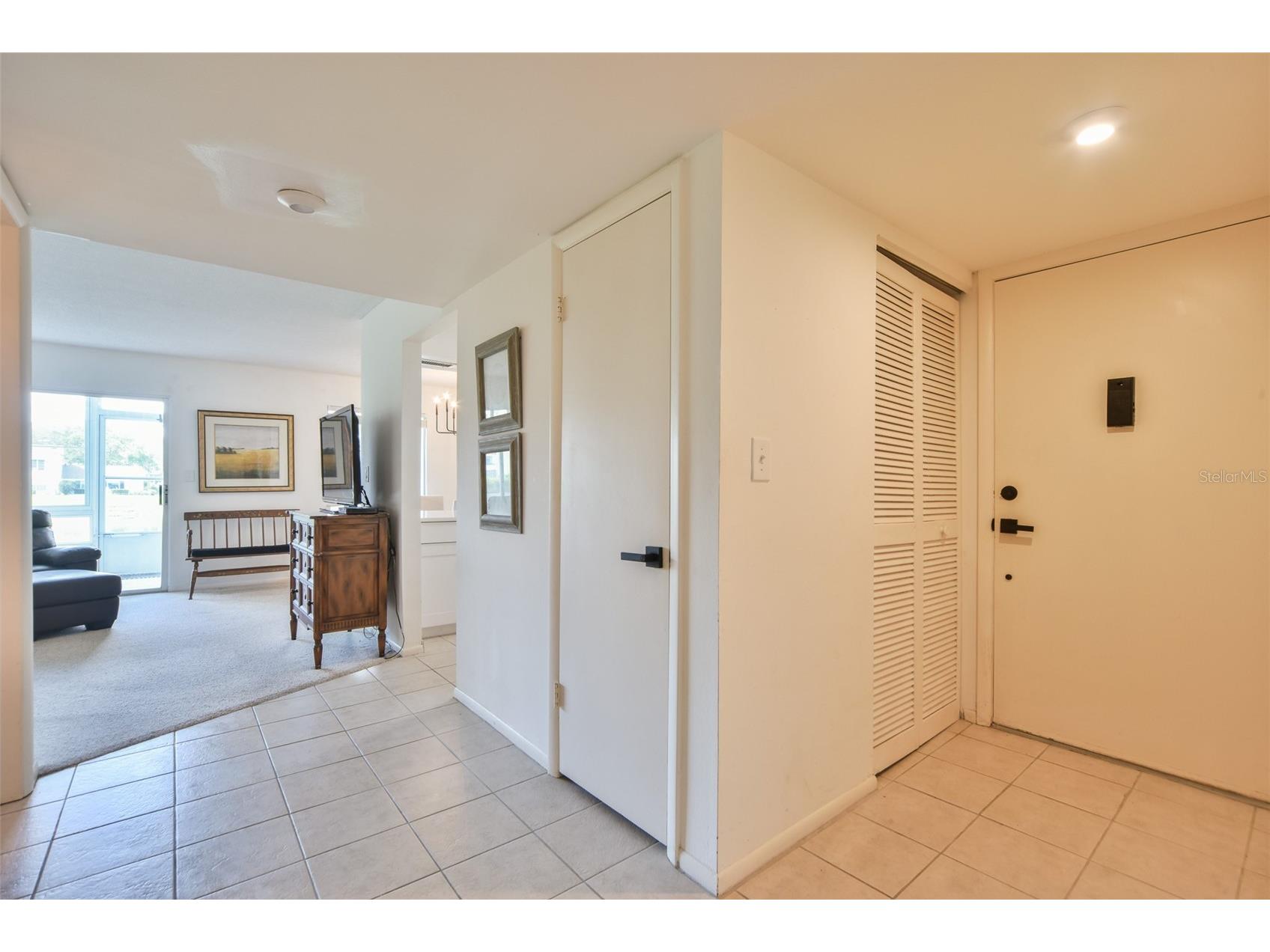 519 Midway Drive #A Ocala FL 34472 - LAKE SPARKLE OM725522 image6