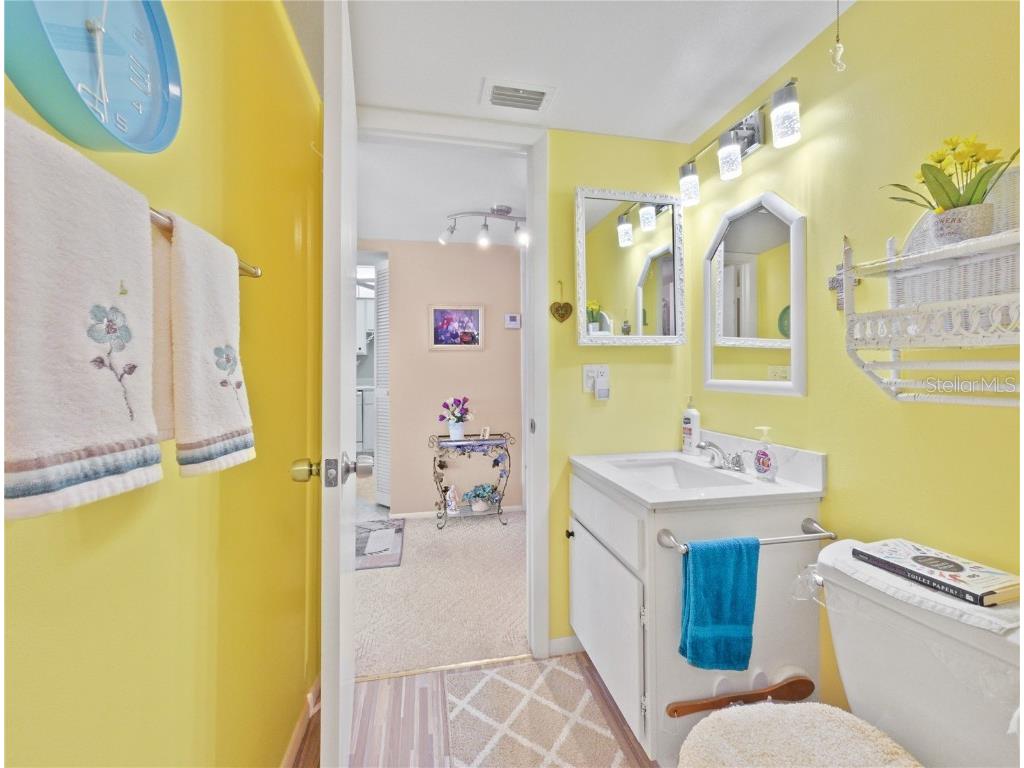 519 Midway Drive #B Ocala FL 34472 OM690108 image20