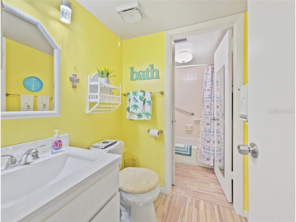 519 Midway Drive #B Ocala FL 34472 OM690108 image21