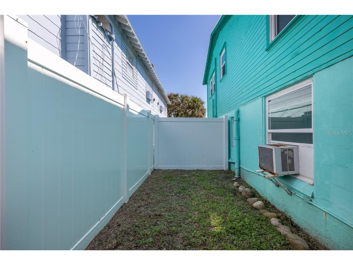 519 Mobile Avenue Daytona Beach FL 32118 O6352247 image37