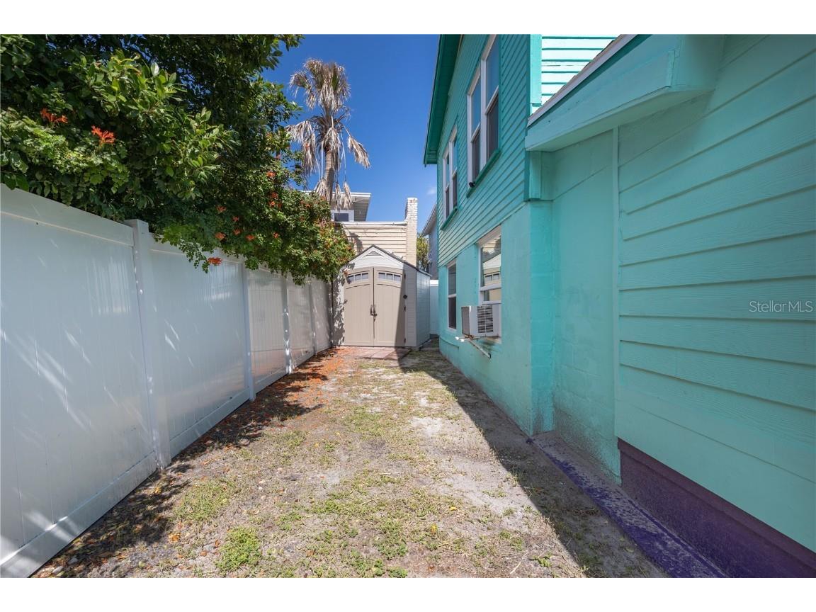 519 Mobile Avenue Daytona Beach FL 32118 O6352247 image38