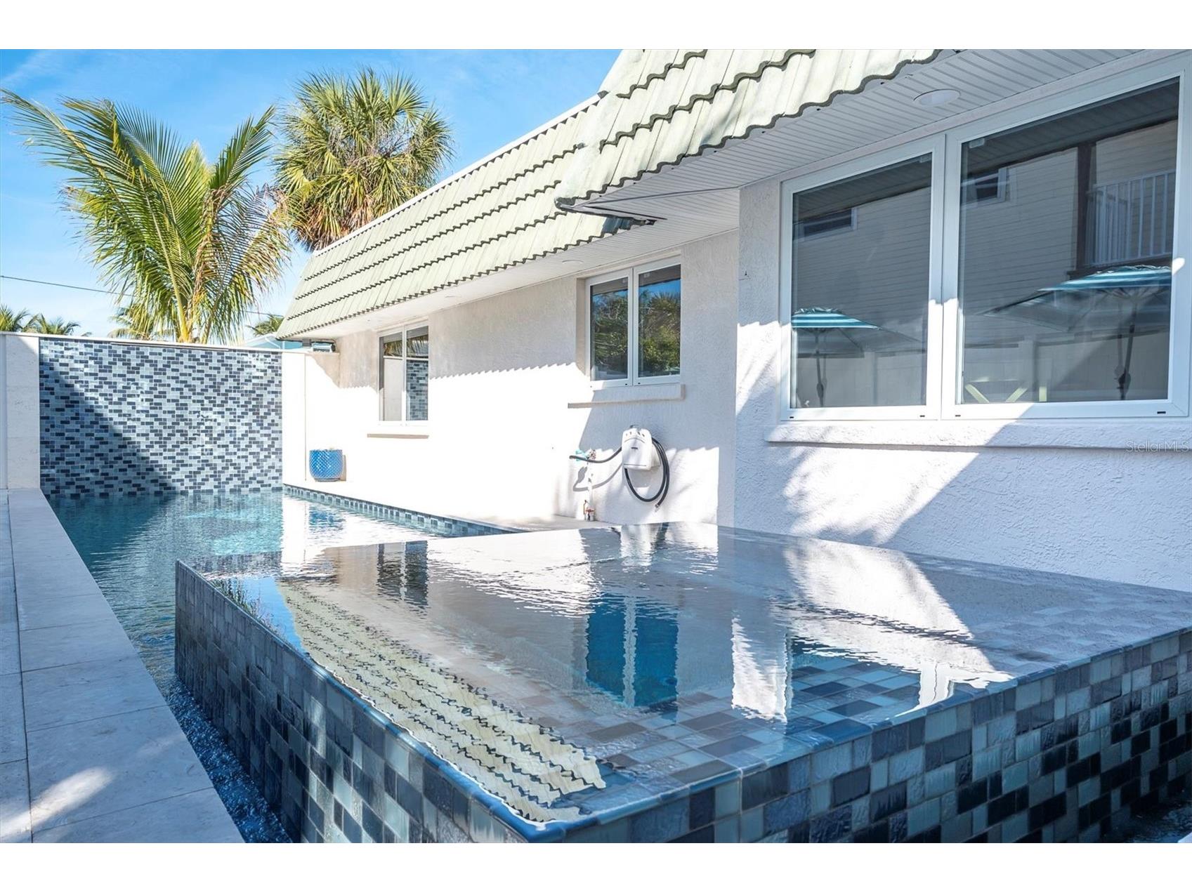 519 South Drive Anna Maria FL 34216 - ANNA MARIA SOUND A4675370 image5