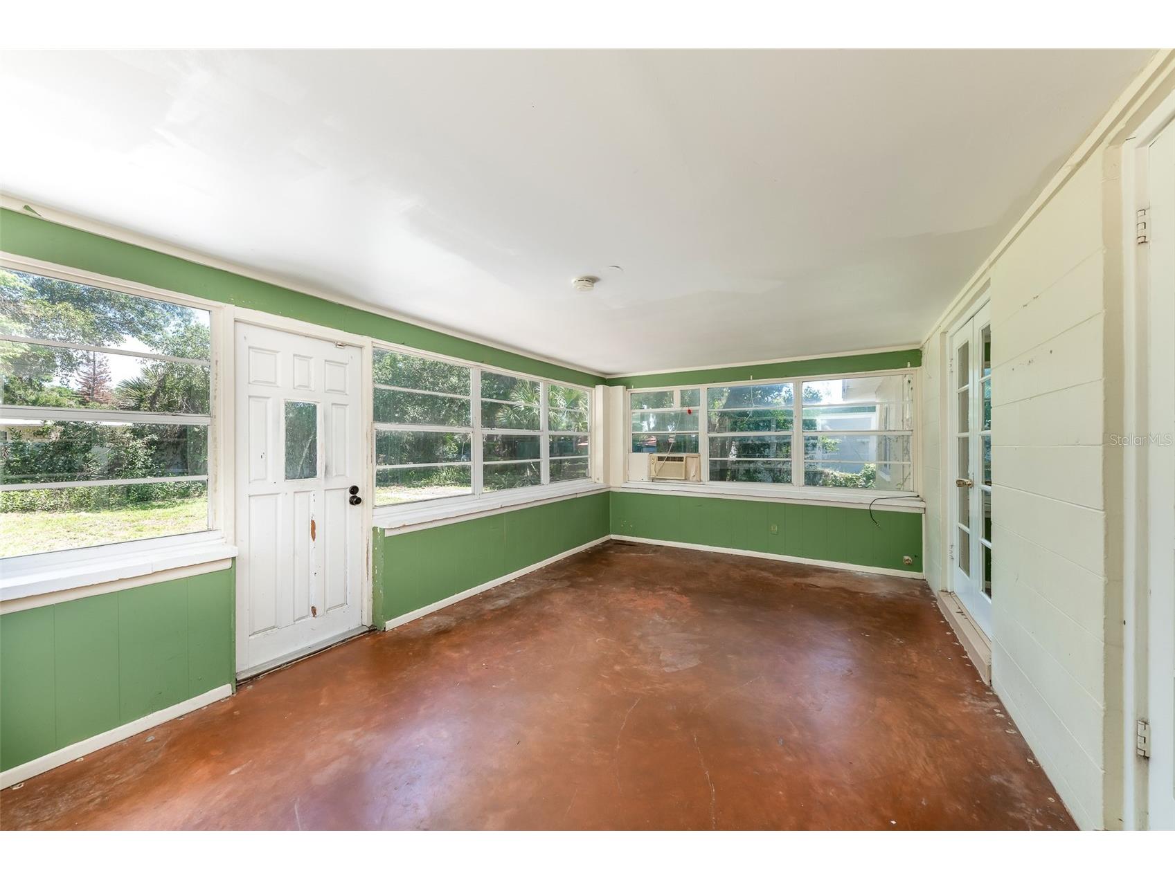 519 Vern Drive Orlando FL 32805 O6393540 image4