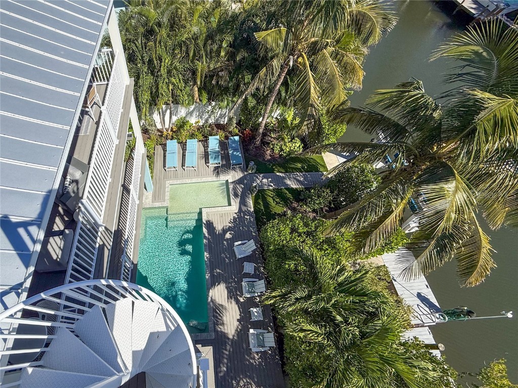 519 Villa Rosa Way Anna Maria FL 34216 - TAMPA BAY VIEW A4671485 image8