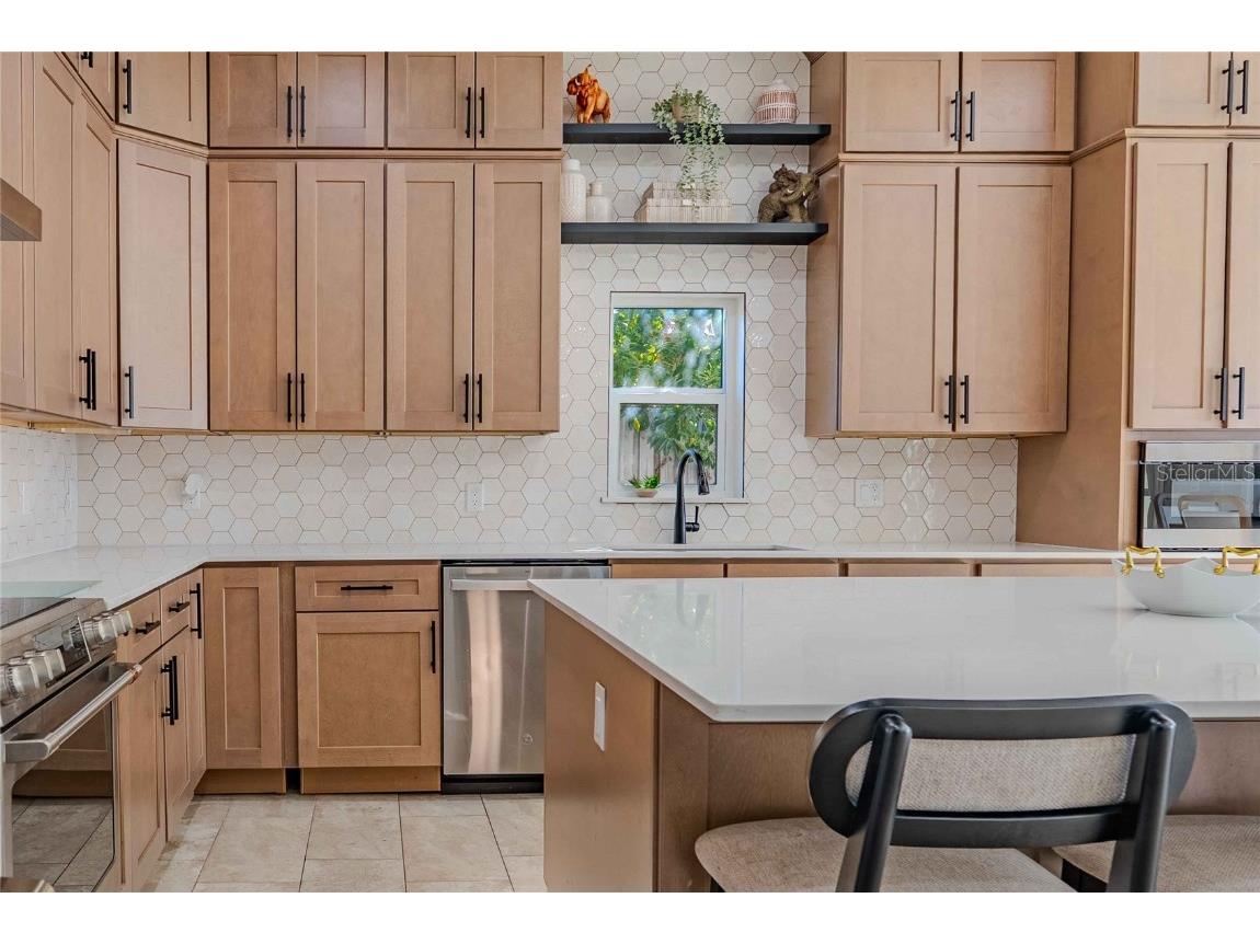 519 W 122nd Avenue Tampa FL 33612 TB8439770 image11