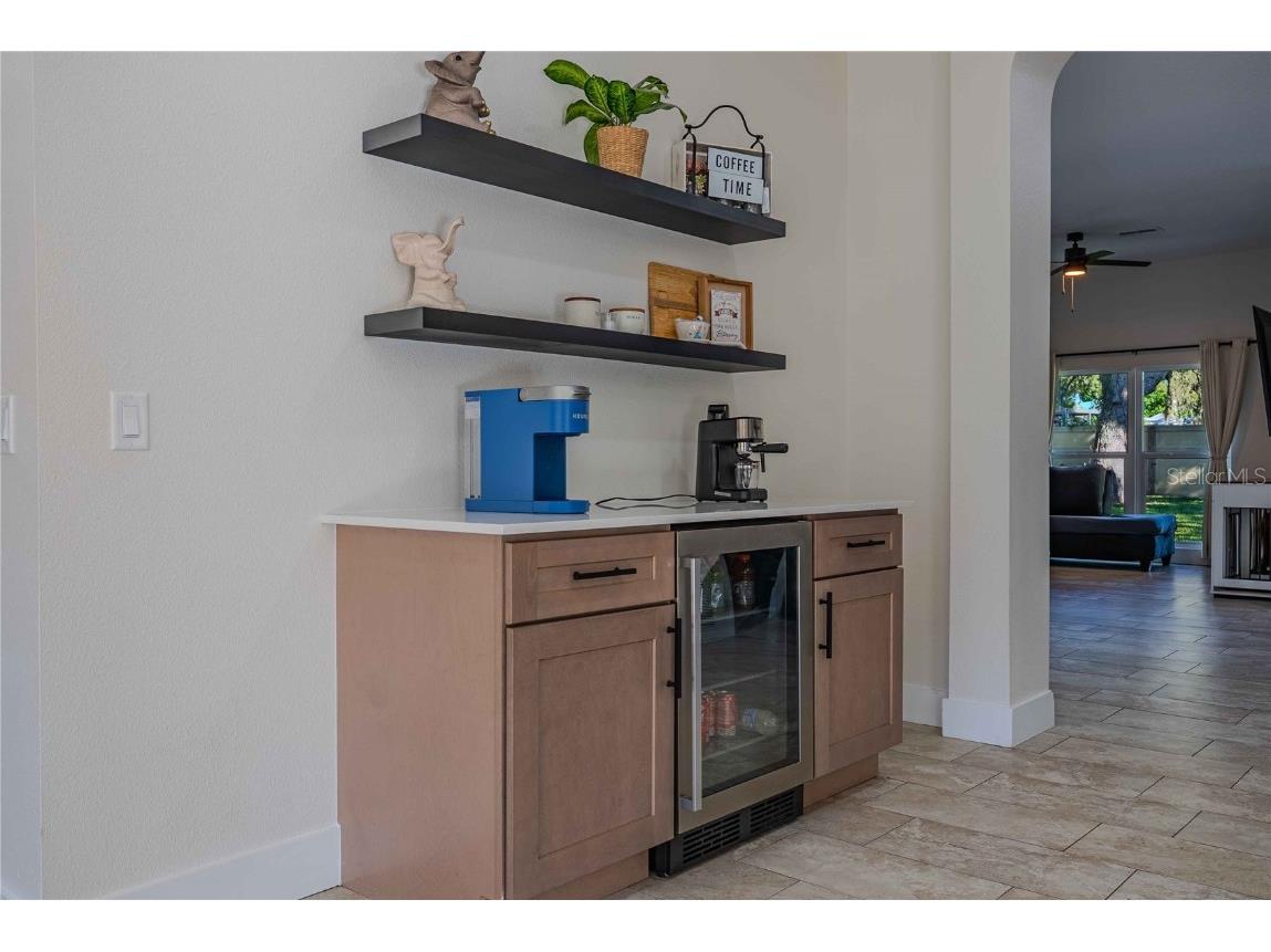 519 W 122nd Avenue Tampa FL 33612 TB8439770 image21