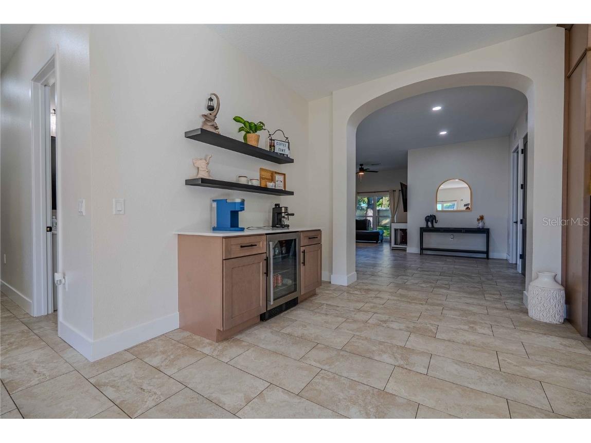 519 W 122nd Avenue Tampa FL 33612 TB8439770 image22