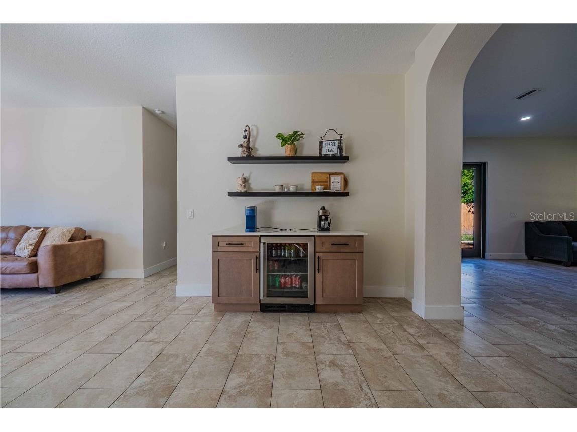 519 W 122nd Avenue Tampa FL 33612 TB8439770 image23