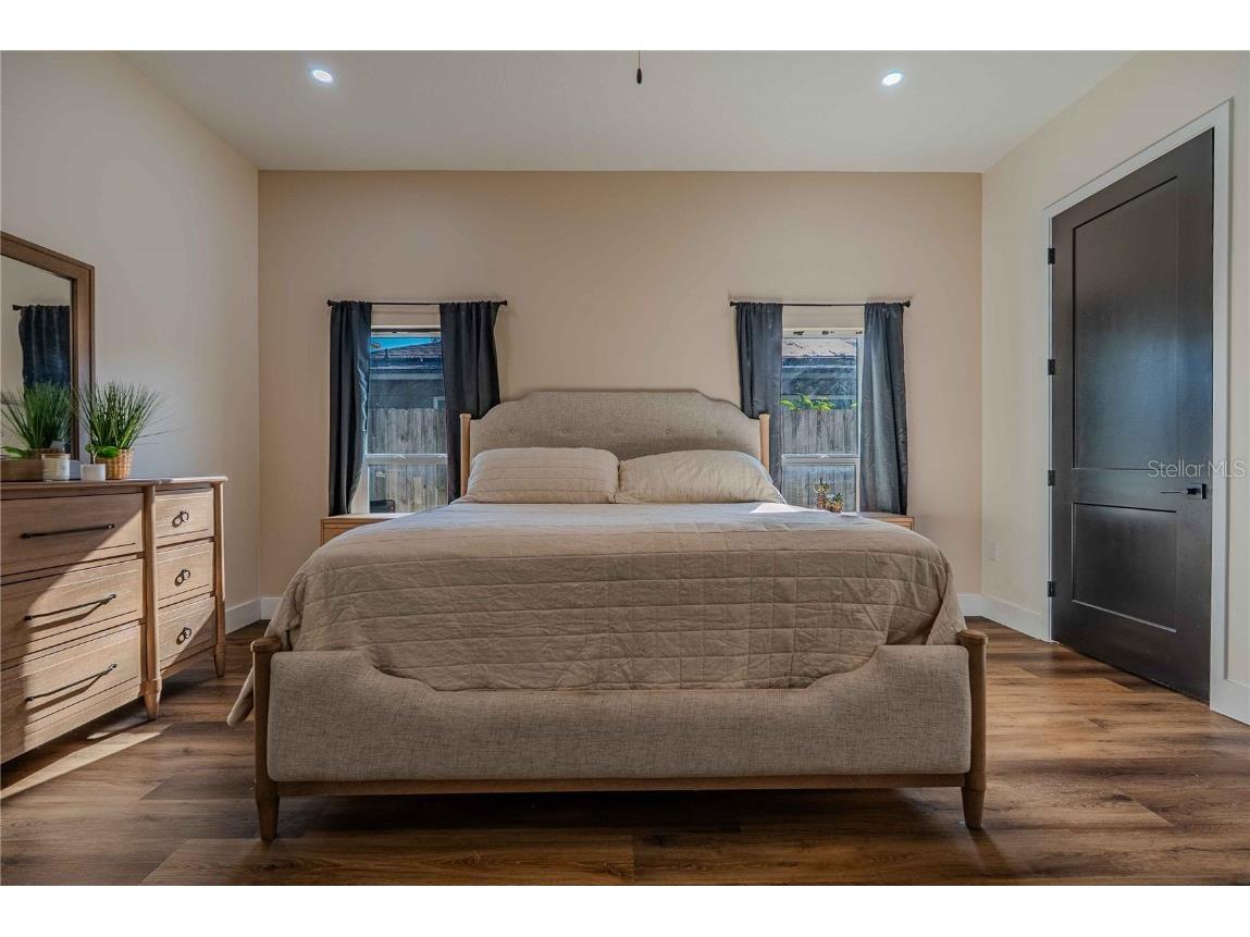 519 W 122nd Avenue Tampa FL 33612 TB8439770 image28