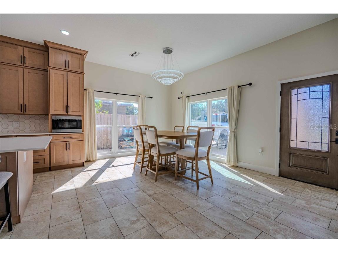 519 W 122nd Avenue Tampa FL 33612 TB8439770 image9