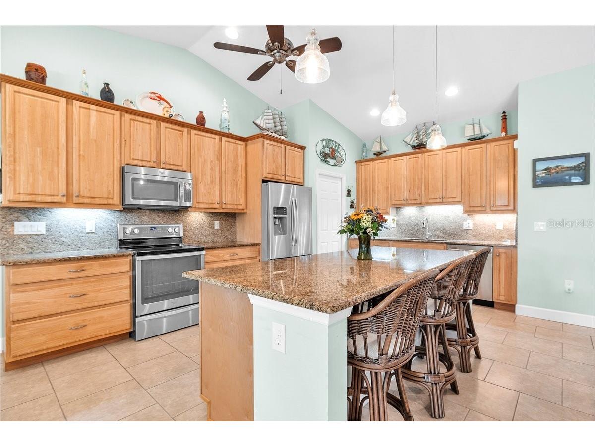 519 W Cashew Punta Gorda FL 33955 C7525163 image15