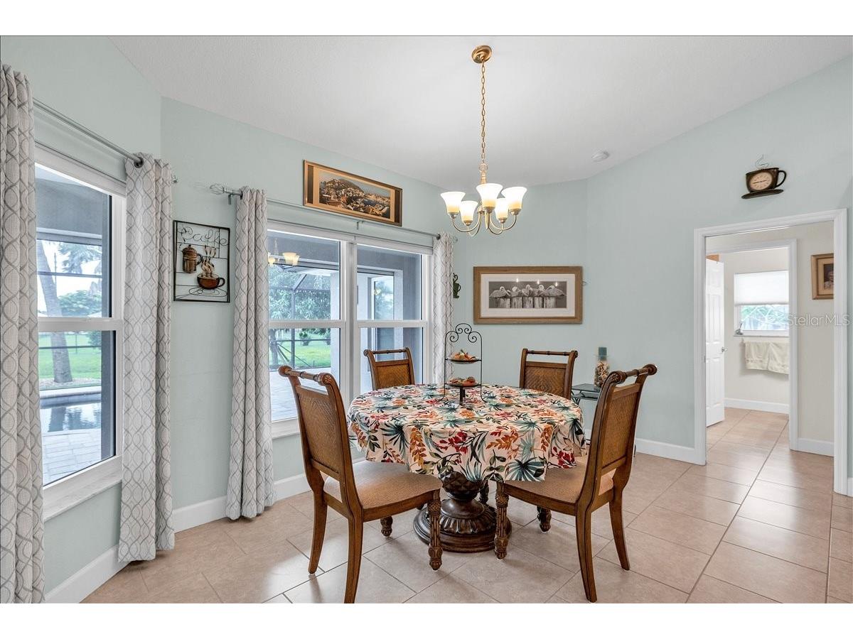 519 W Cashew Punta Gorda FL 33955 C7525163 image24