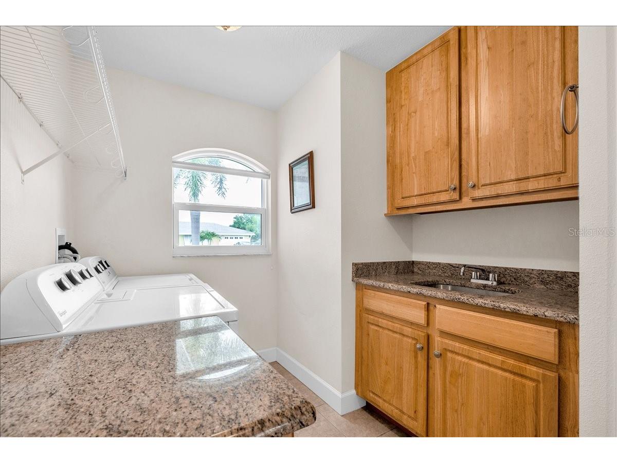 519 W Cashew Punta Gorda FL 33955 C7525163 image41