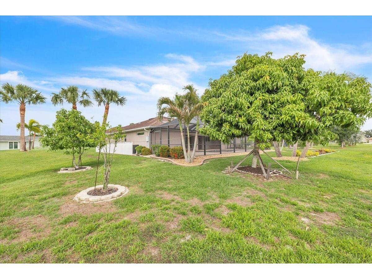 519 W Cashew Punta Gorda FL 33955 C7525163 image49