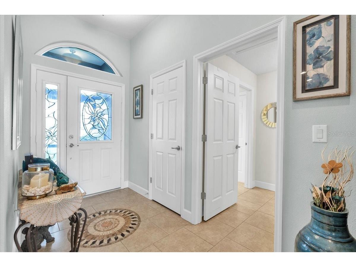 519 W Cashew Punta Gorda FL 33955 C7525163 image9