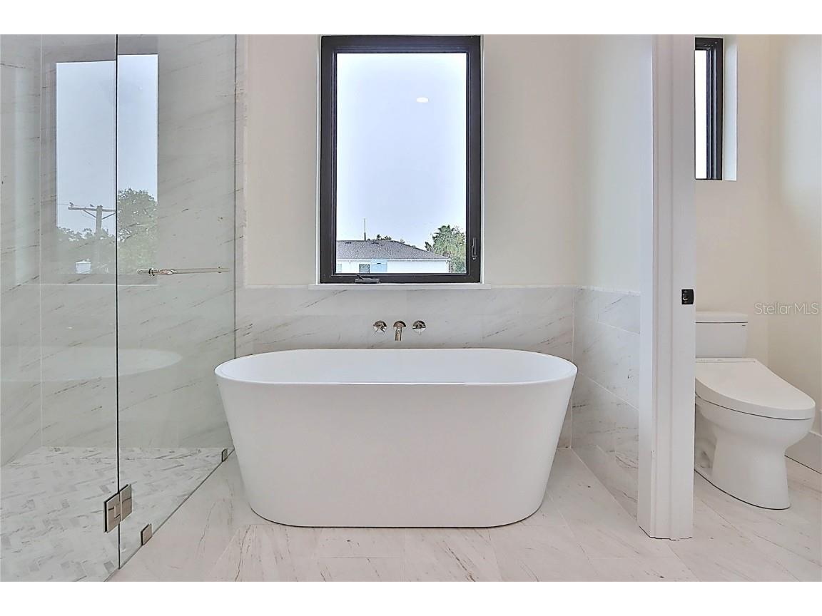 519 W Davis Boulevard Tampa FL 33606 TB8378496 image48