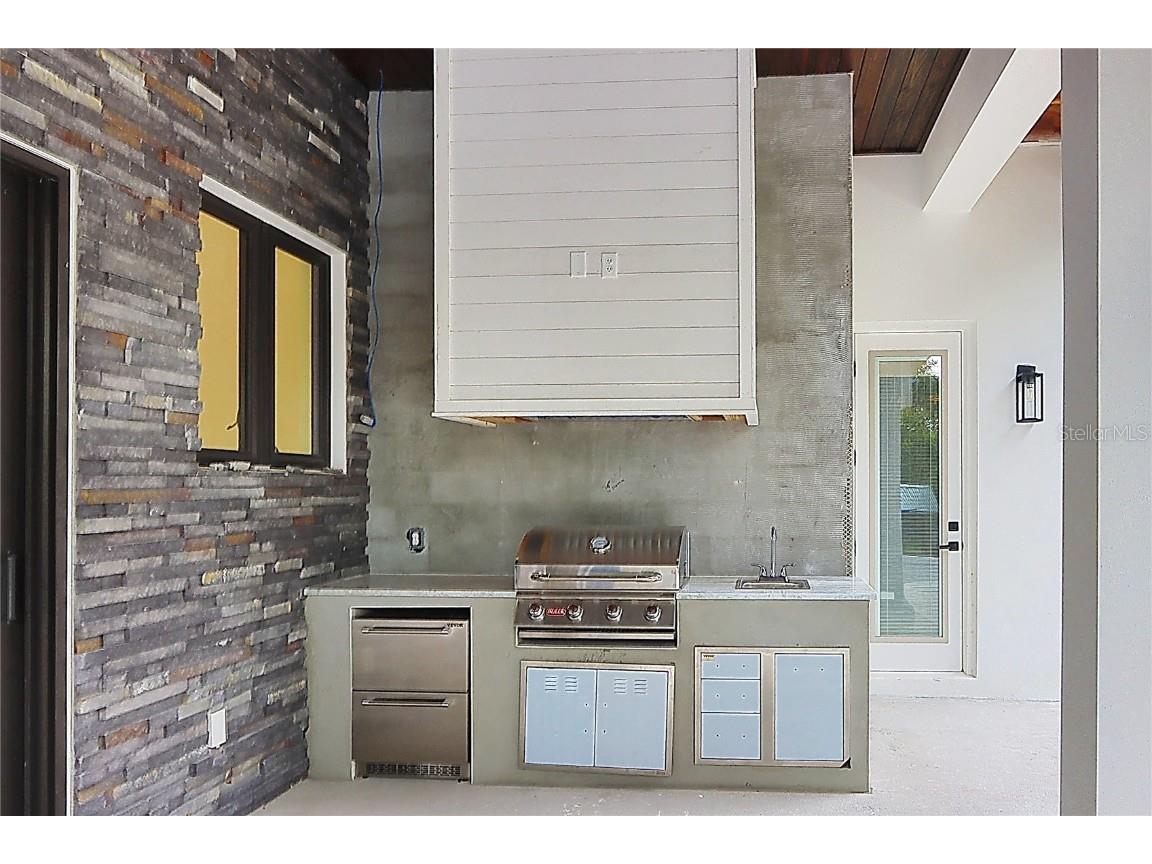 519 W Davis Boulevard Tampa FL 33606 TB8378496 image54