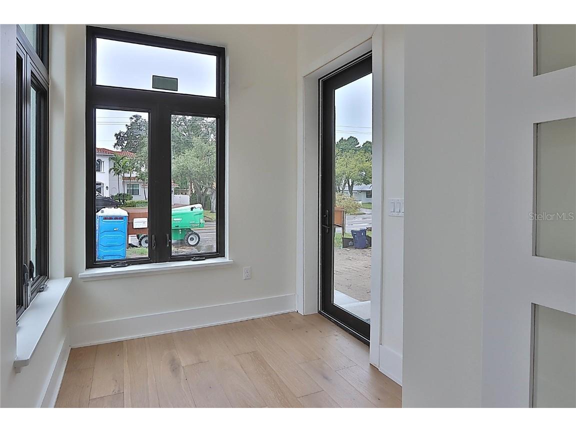 519 W Davis Boulevard Tampa FL 33606 TB8378496 image9