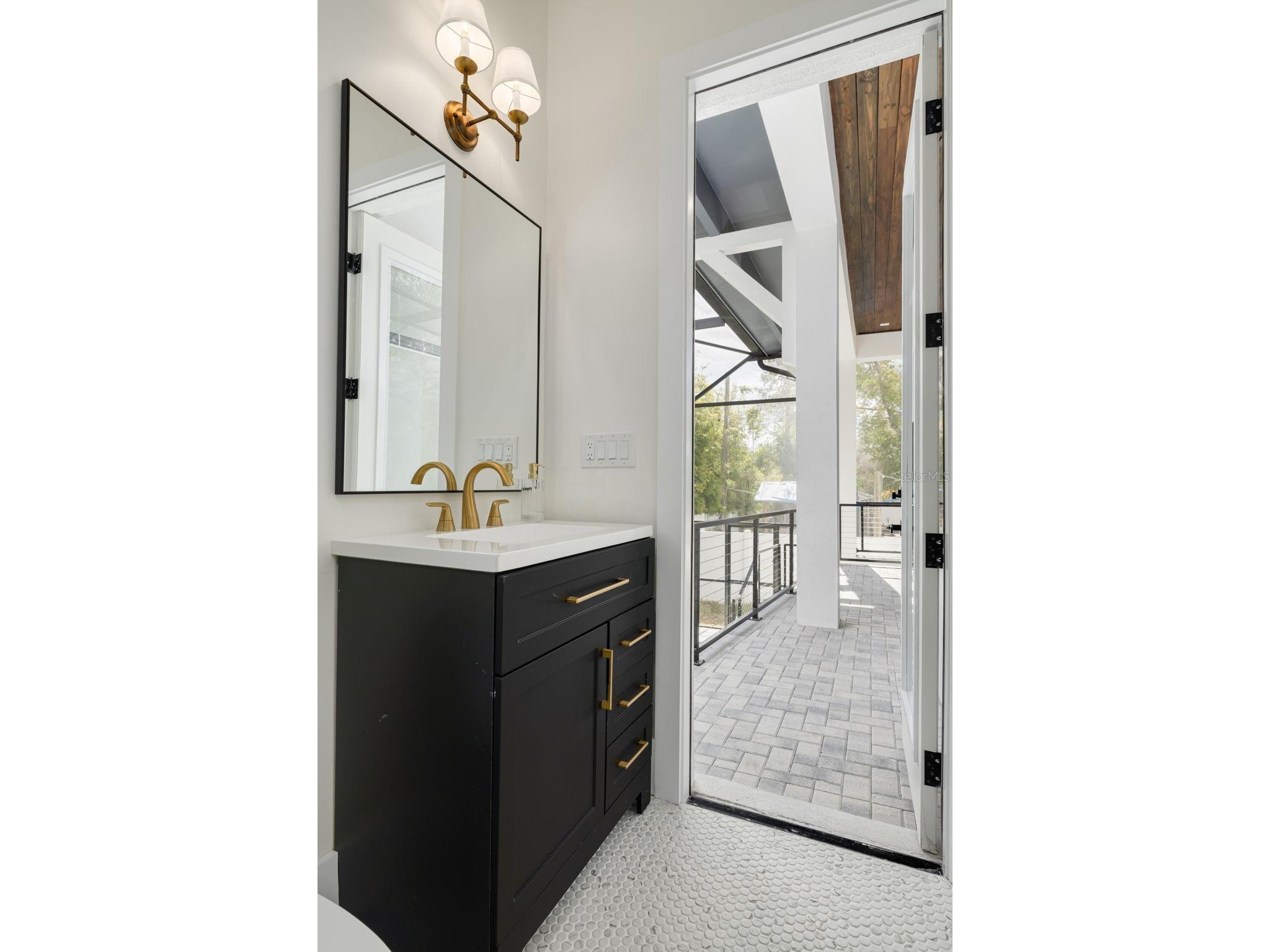 519 W Davis Boulevard Tampa FL 33606 TB8475742 image32