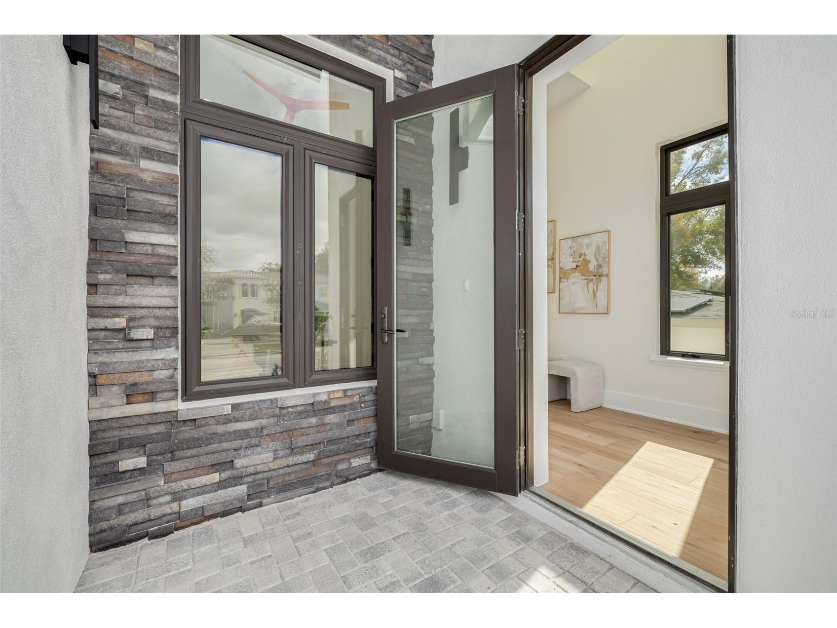 519 W Davis Boulevard Tampa FL 33606 TB8475742 image4