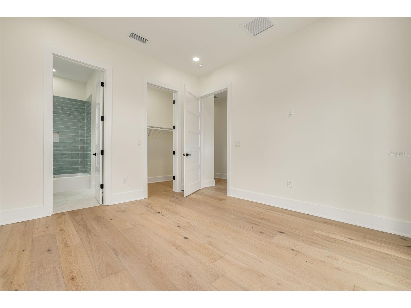 519 W Davis Boulevard Tampa FL 33606 TB8475742 image53