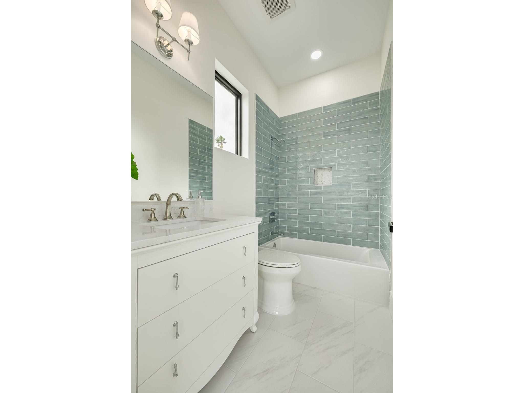 519 W Davis Boulevard Tampa FL 33606 TB8475742 image54