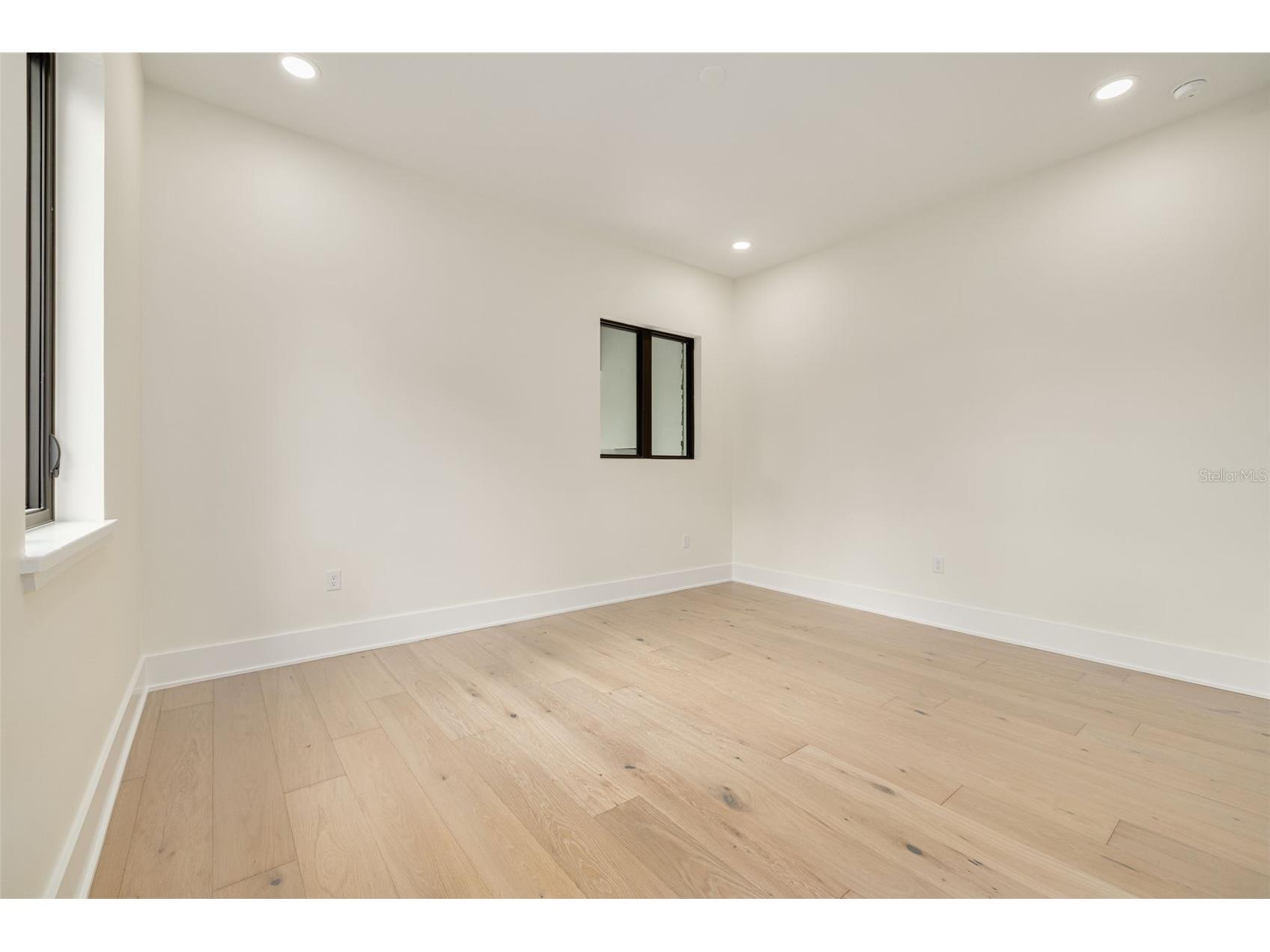 519 W Davis Boulevard Tampa FL 33606 TB8475742 image56