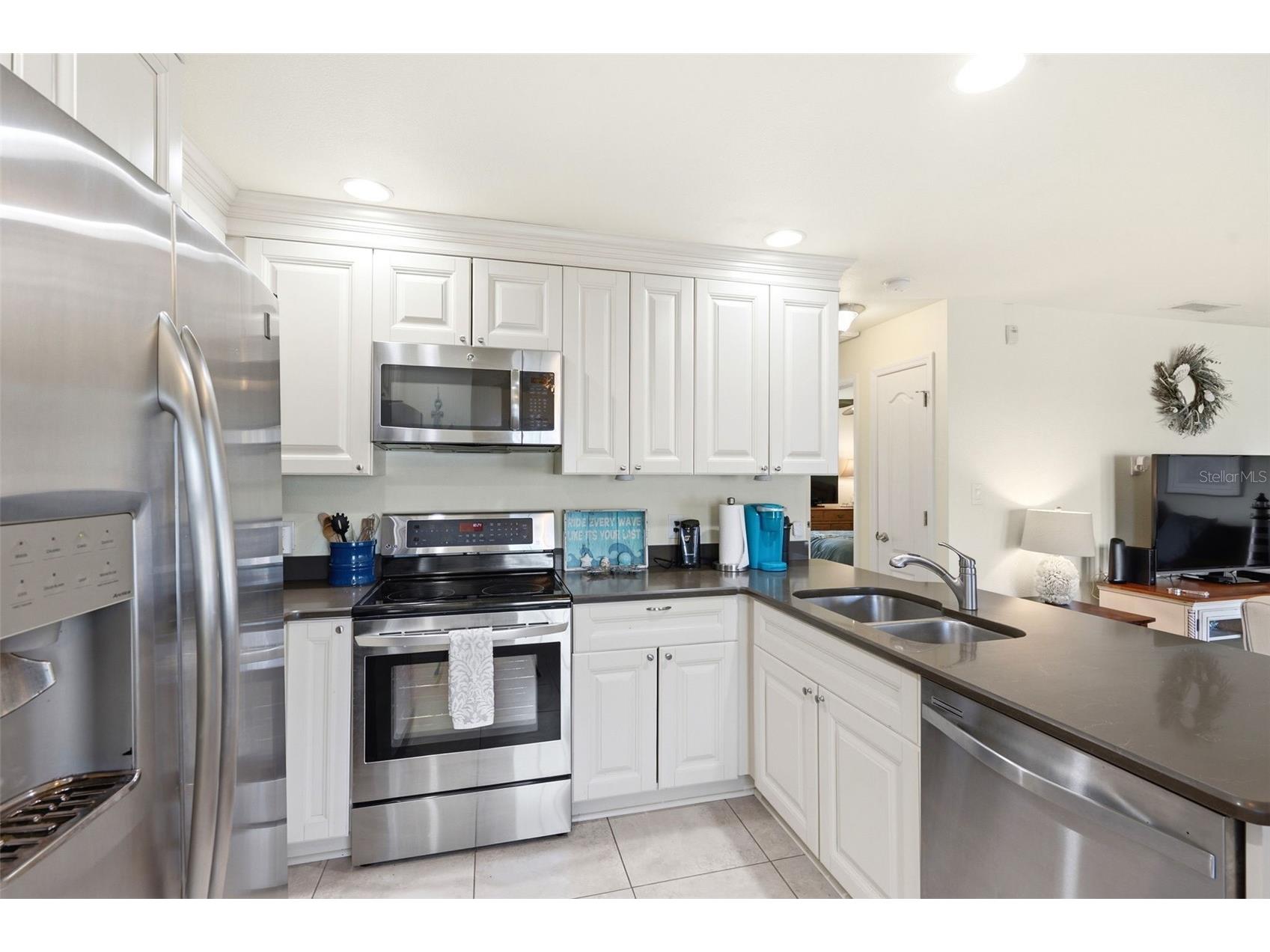 5191 Salmon Drive SE #B Saint Petersburg FL 33705 - TAMPA BAY TB8519095 image13