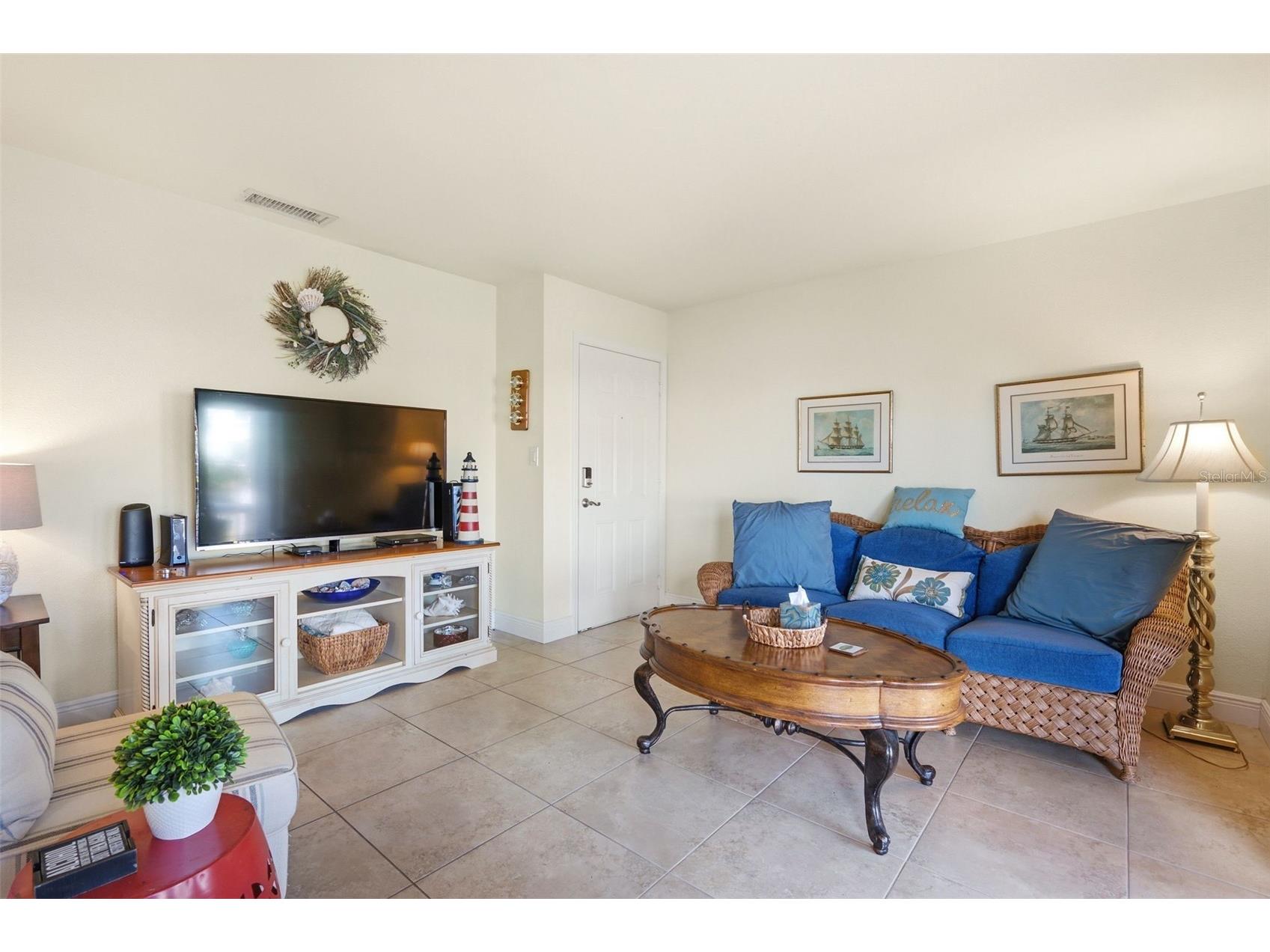 5191 Salmon Drive SE #B Saint Petersburg FL 33705 - TAMPA BAY TB8519095 image4