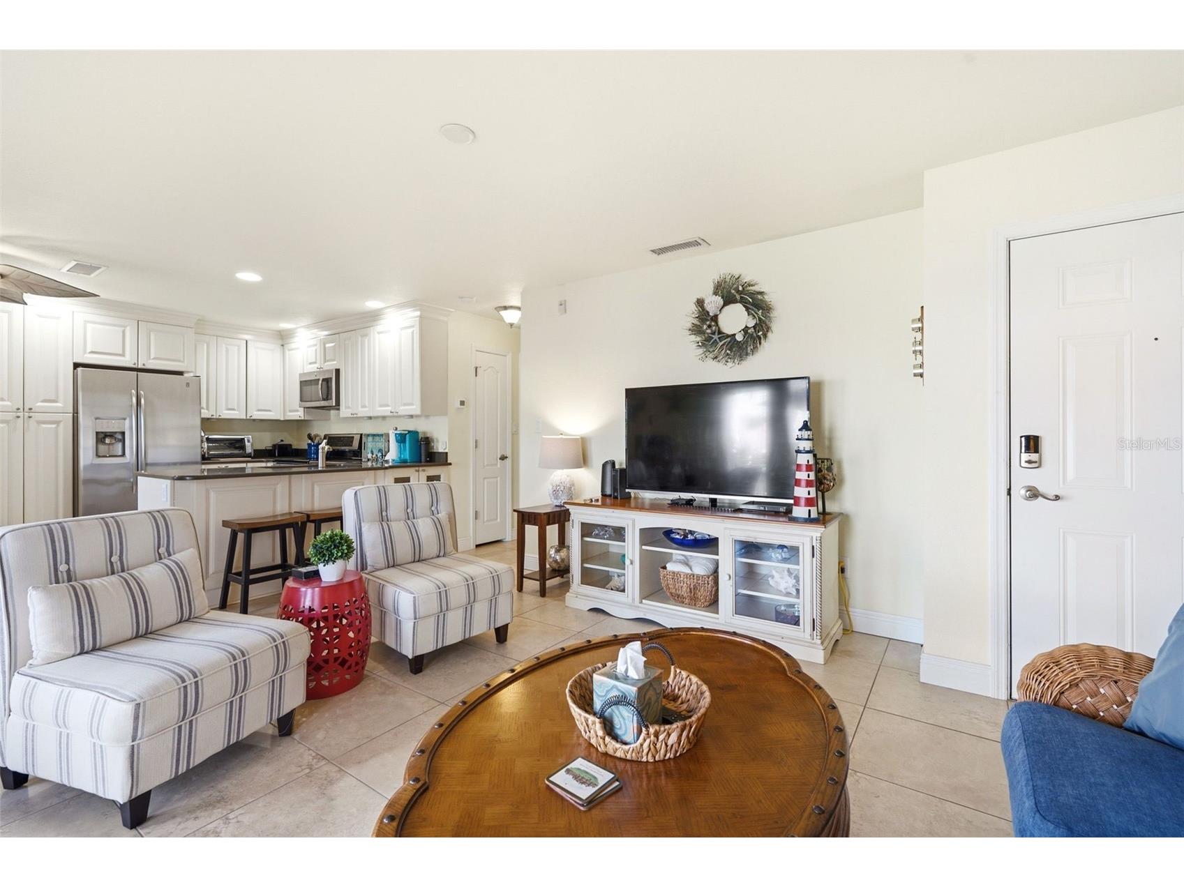 5191 Salmon Drive SE #B Saint Petersburg FL 33705 - TAMPA BAY TB8519095 image5