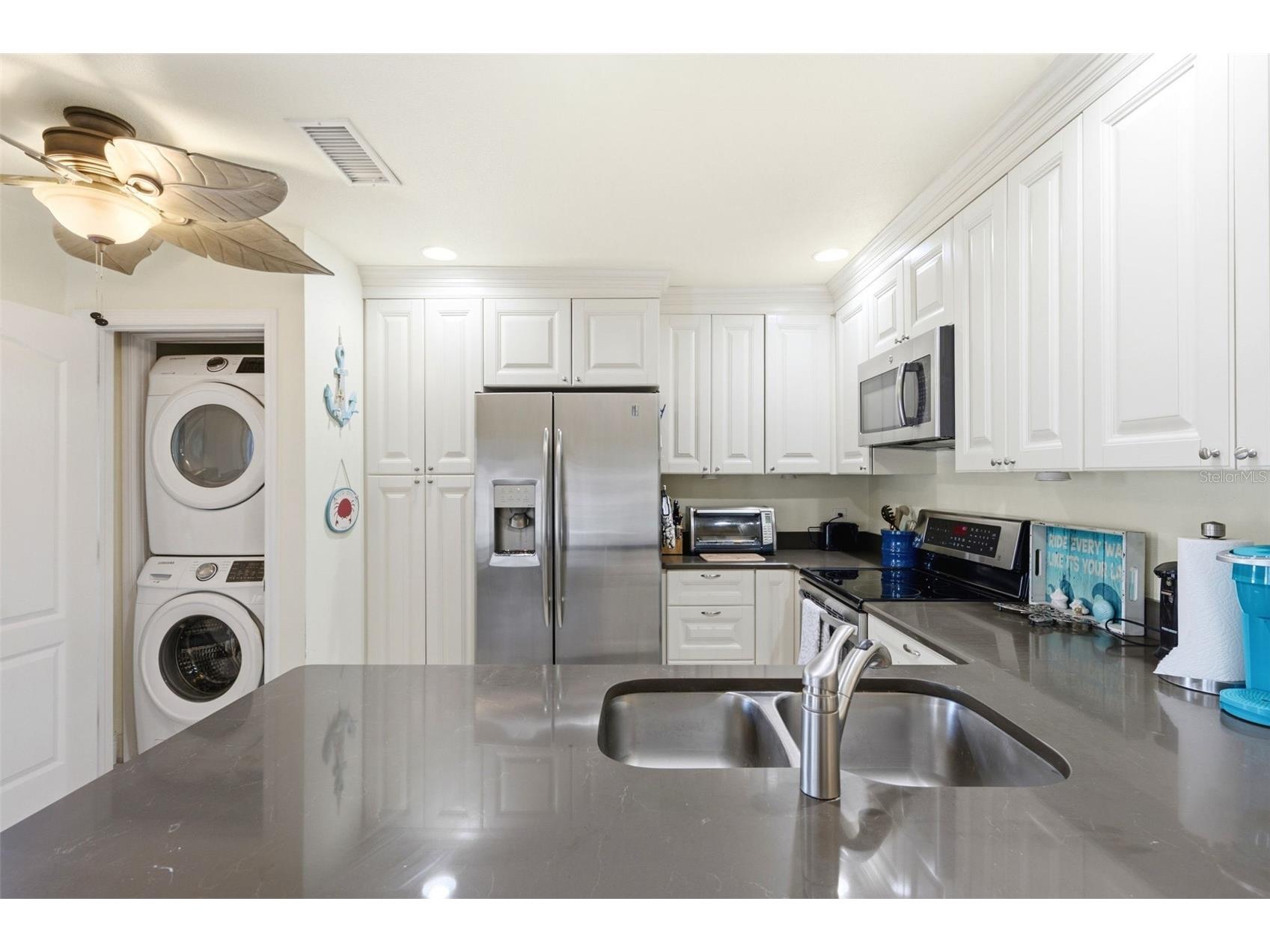 5191 Salmon Drive SE #B Saint Petersburg FL 33705 - TAMPA BAY TB8519095 image9