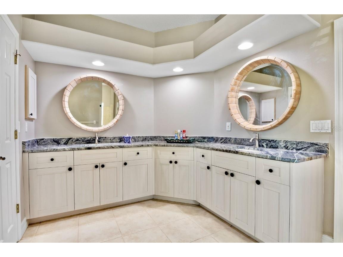 5192 Little Brook Court Sarasota FL 34238 A4668442 image28