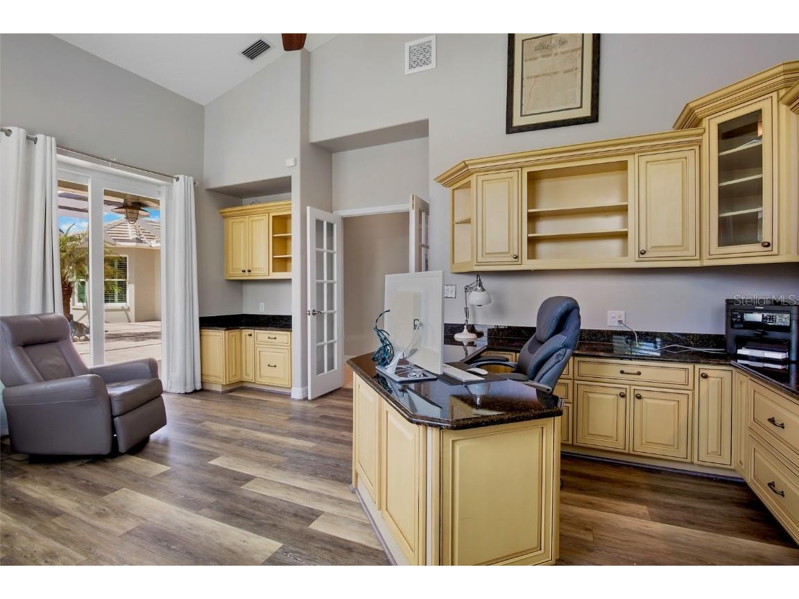 5192 Little Brook Court Sarasota FL 34238 A4668442 image35