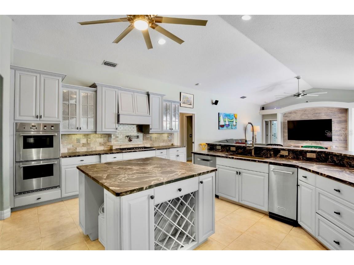 5192 Little Brook Court Sarasota FL 34238 A4668442 image8