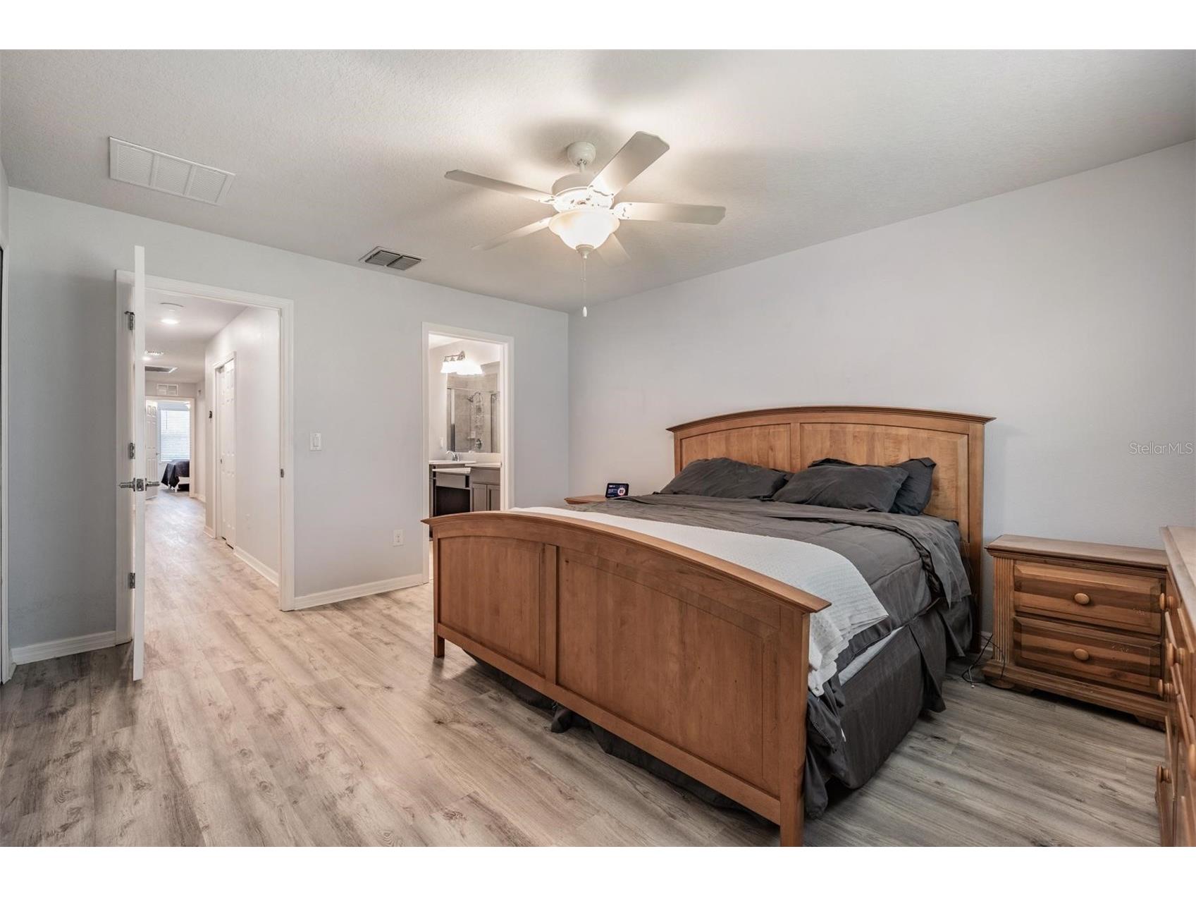5192 Sylvester Loop Tampa FL 33610 TB8506519 image21