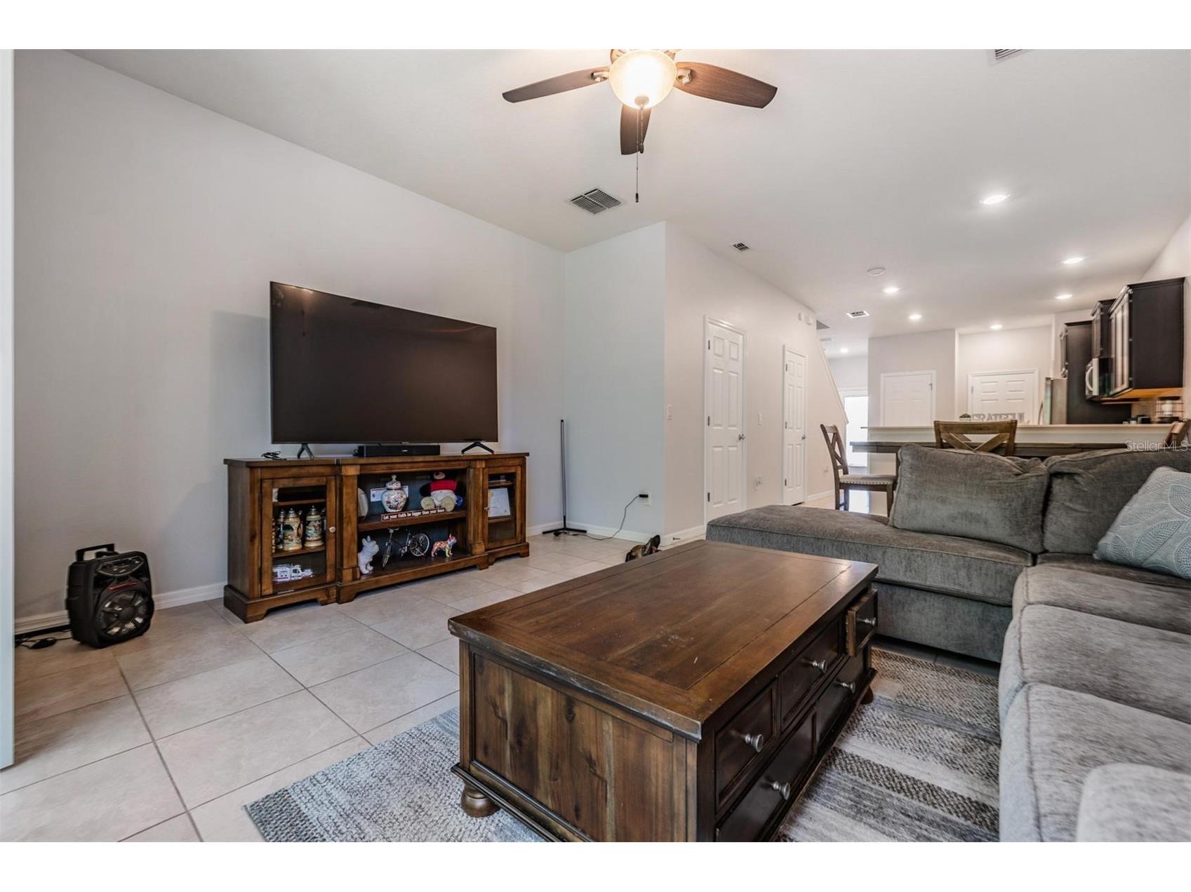 5192 Sylvester Loop Tampa FL 33610 TB8506519 image8