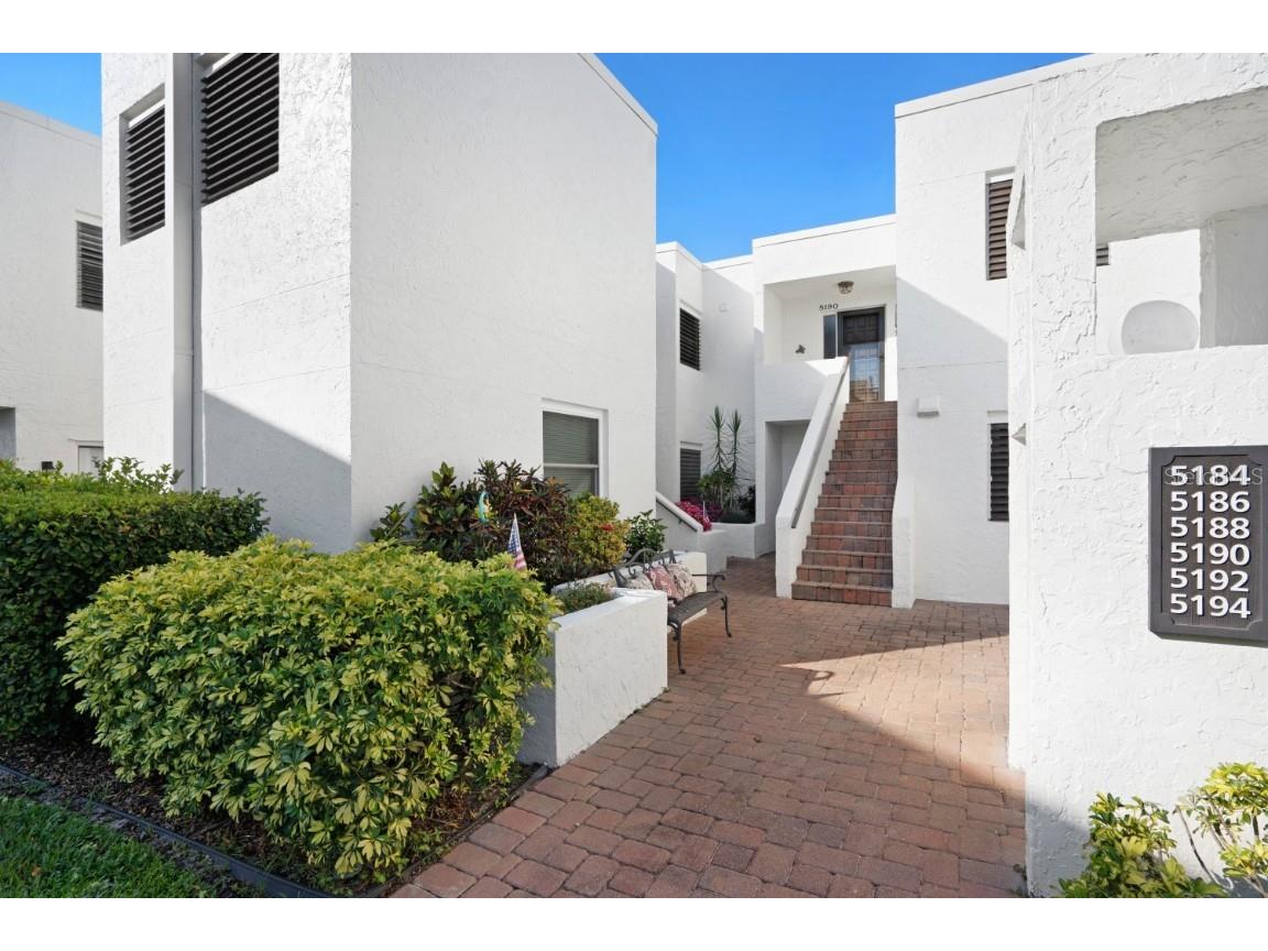 5194 Marsh Field Lane #96 Sarasota FL 34235 A4571500 image1