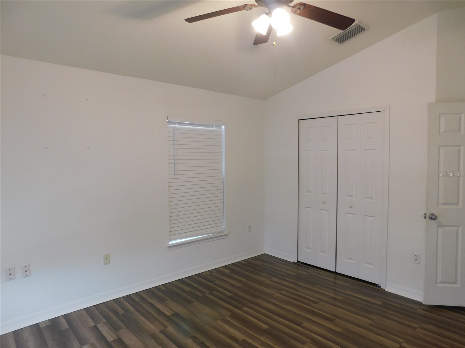 5196 6th Way N Saint Petersburg FL 33703 TB8481032 image10