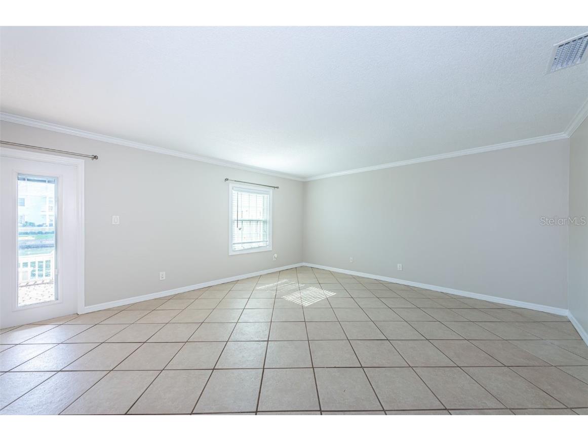 5196 Beach Drive SE #B Saint Petersburg FL 33705 TB8434887 image10