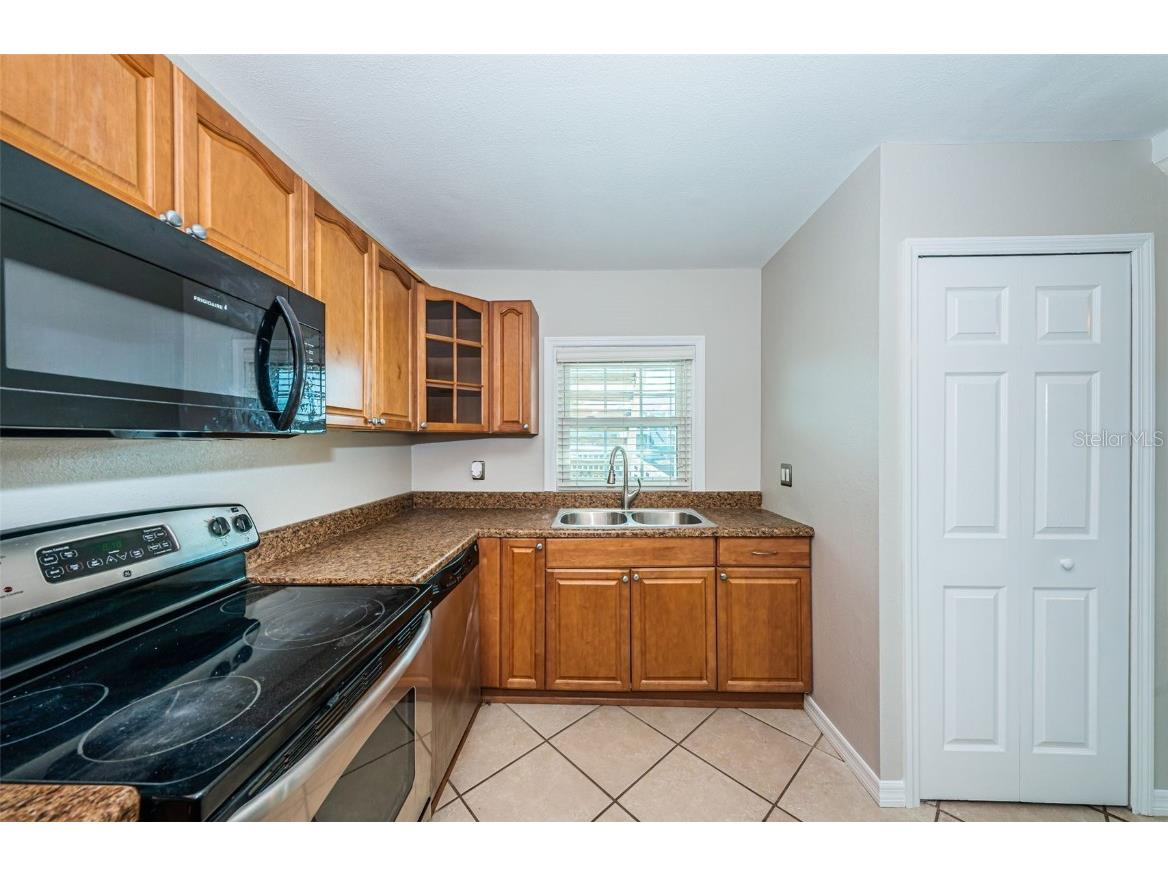 5196 Beach Drive SE #B Saint Petersburg FL 33705 TB8434887 image18