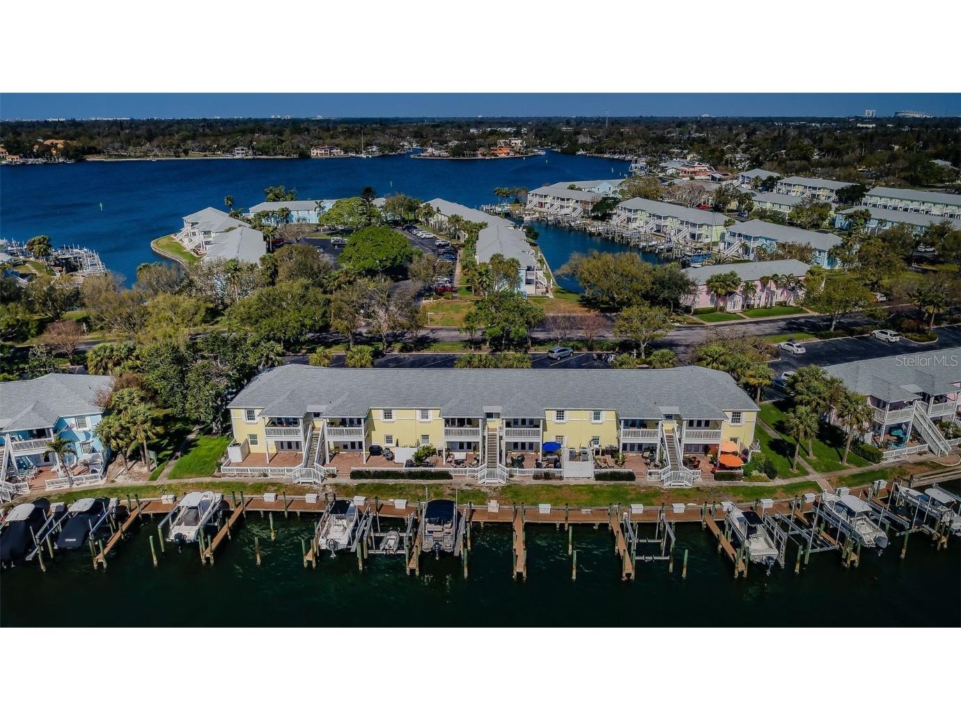 5196 Beach Drive SE #B Saint Petersburg FL 33705 TB8434887 image4