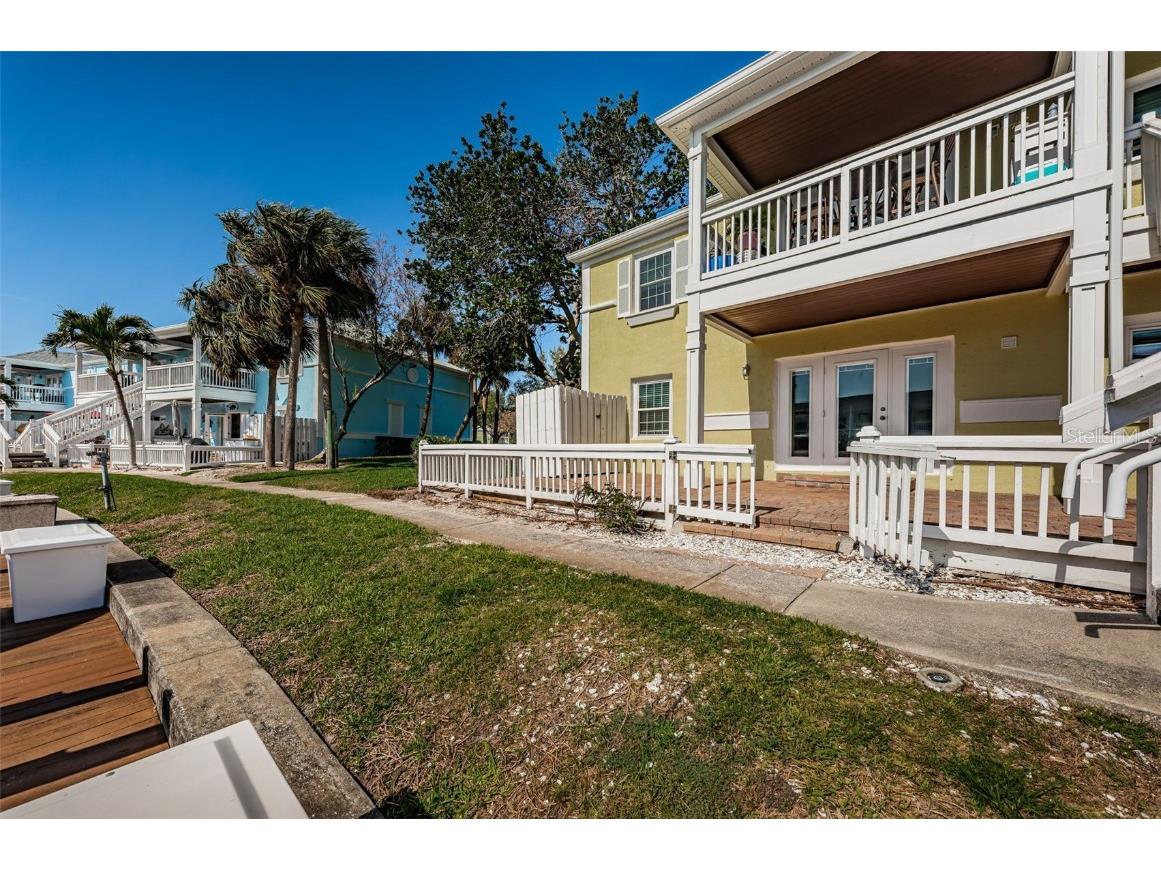 5196 Beach Drive SE #B Saint Petersburg FL 33705 TB8434887 image42