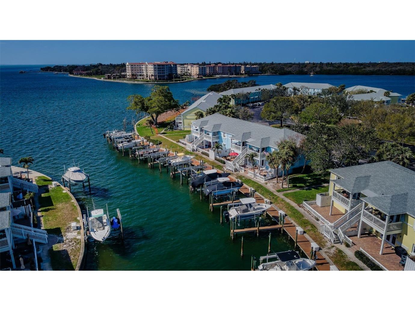 5196 Beach Drive SE #B Saint Petersburg FL 33705 TB8434887 image5