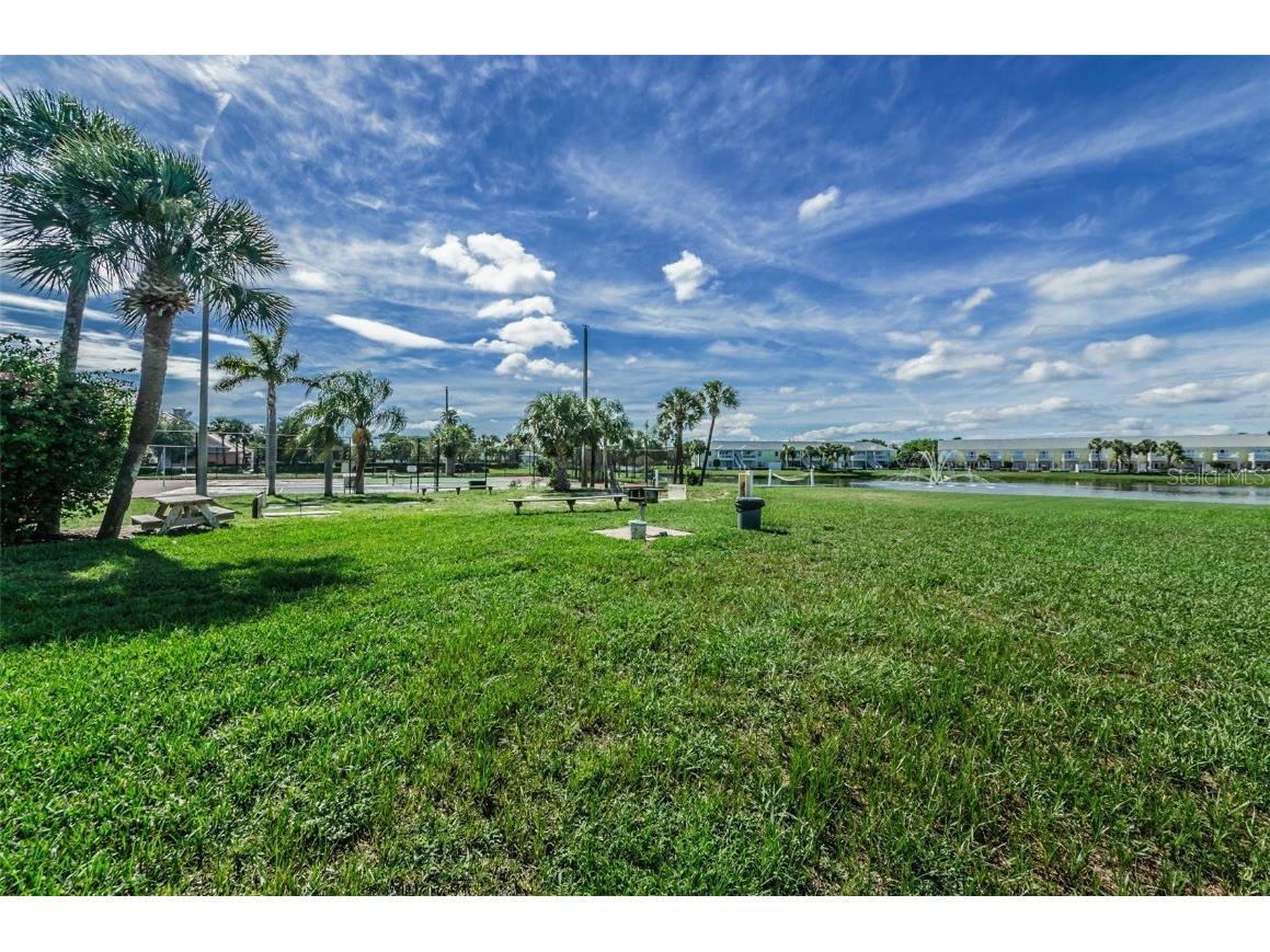 5196 Beach Drive SE #B Saint Petersburg FL 33705 TB8434887 image55