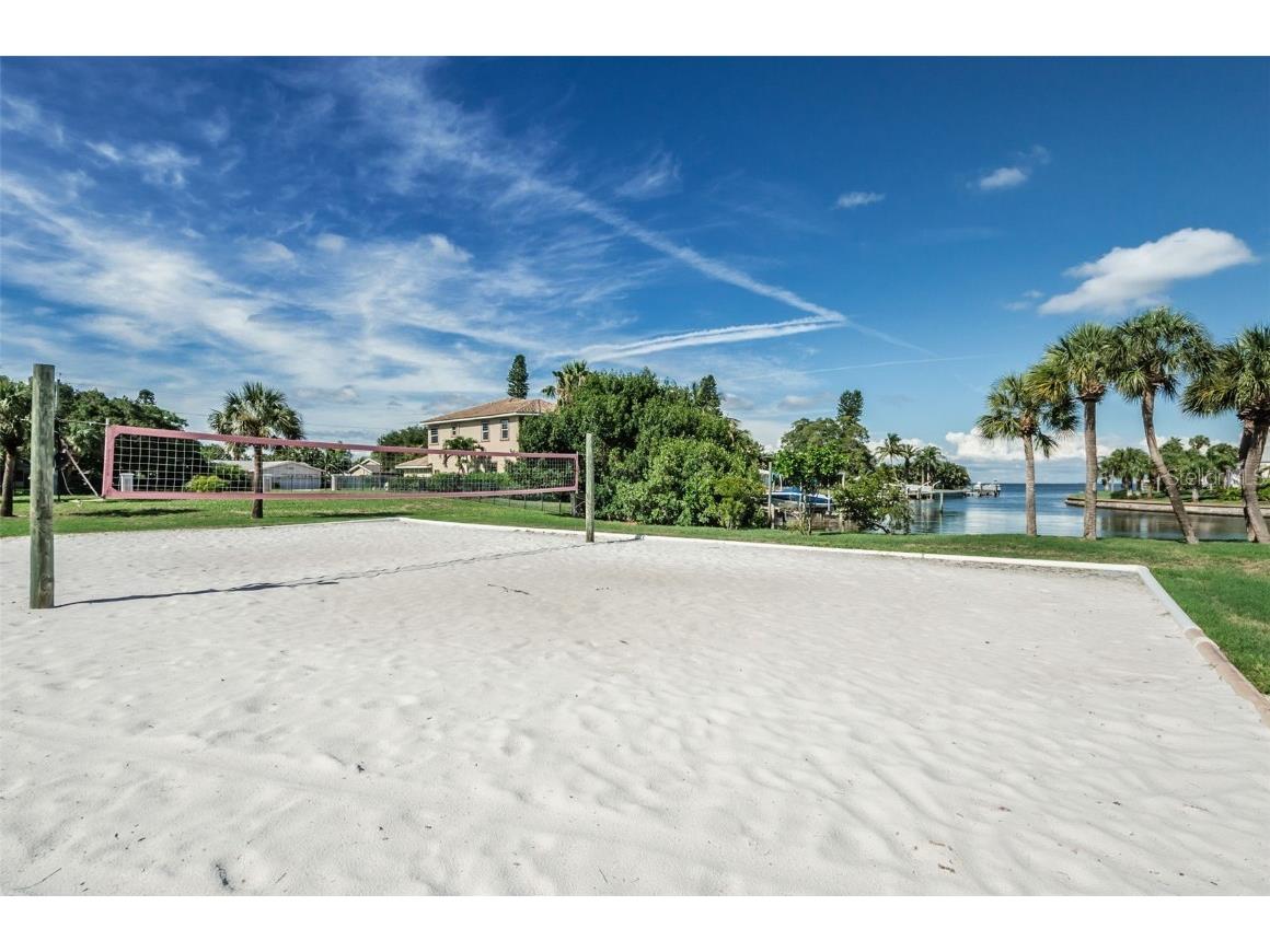 5196 Beach Drive SE #B Saint Petersburg FL 33705 TB8434887 image60