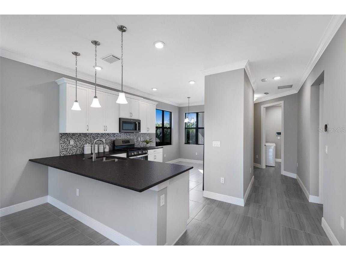 5197 Barnett Circle Lakewood Ranch FL 34211 A4673436 image6