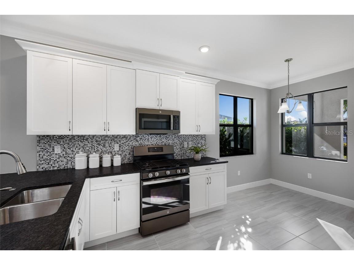 5197 Barnett Circle Lakewood Ranch FL 34211 A4673436 image7