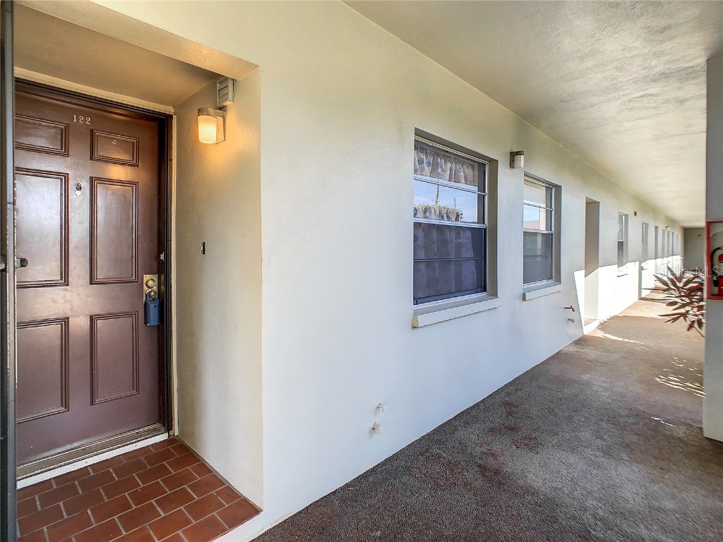 5197 Silent Loop #122 New Port Richey FL 34652 U8219934 image1