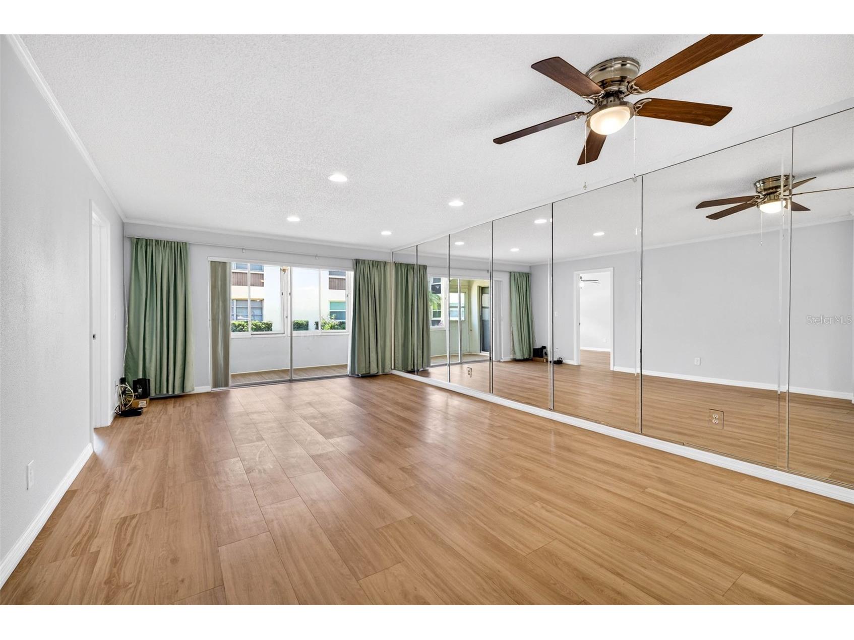 5197 Silent Loop #124 New Port Richey FL 34652 W7885795 image16