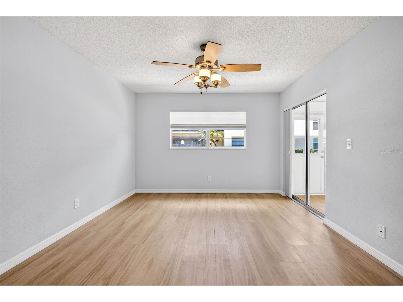 5197 Silent Loop #124 New Port Richey FL 34652 W7885795 image31
